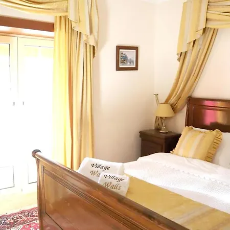 Homely With Mountain Views In Private Pool Βίλα *